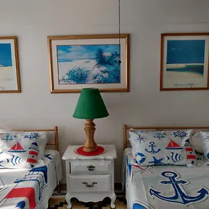  Apartment Ocean Balmy Warm Healing Breeze Under Sapphire Sky Year Round On Sunny Balcony